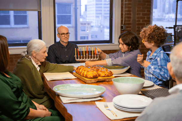 celebrating jewis shabbat